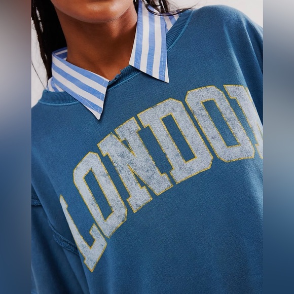 ▪️NWT Free People Graphic Camden Pullover in Navy Combo-London - Picture 3 of 8